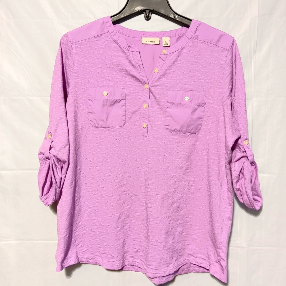 L.L. Bean EUC Women's Half Button Down Shirt, Large, 2 Pockets, 3/4 Tab Sleeve